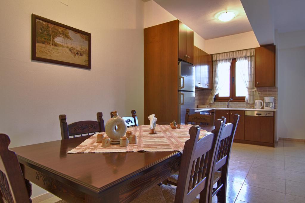 Petrochori Aparthotel Petrochori (Crete) Quarto foto